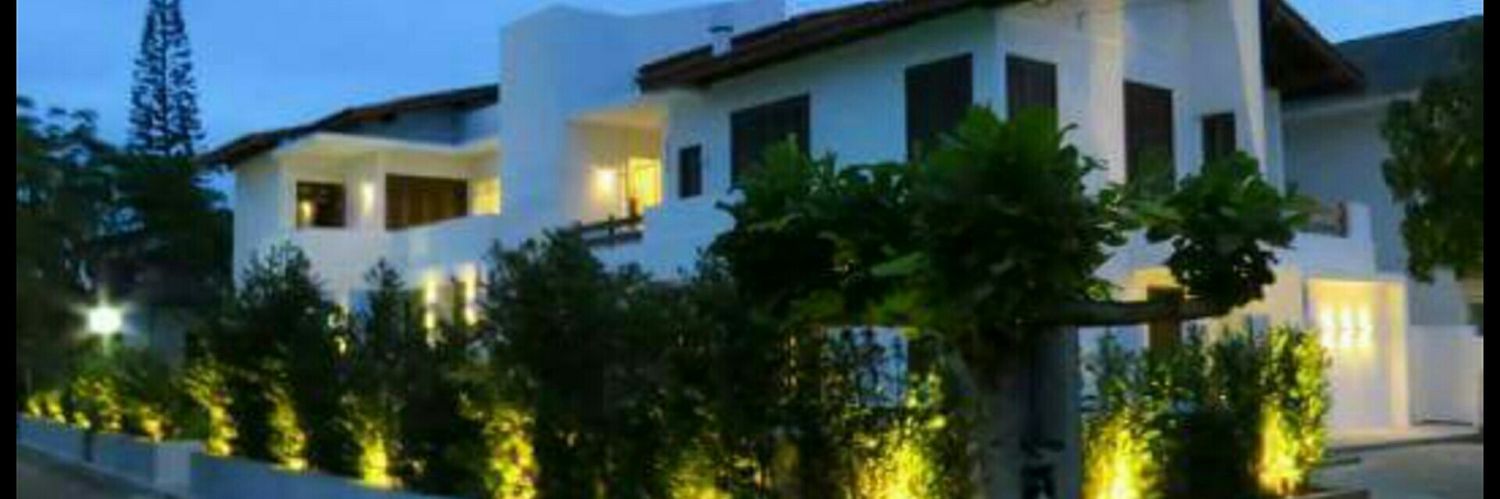 marizalongo's profile banner image