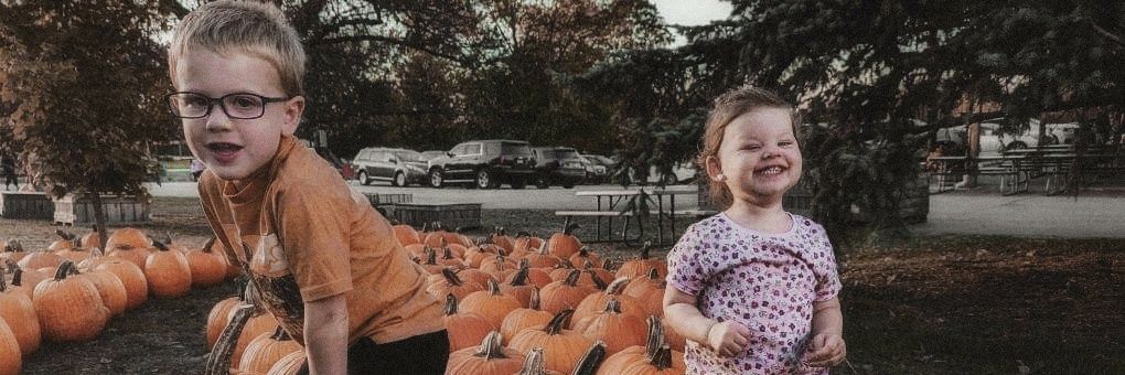 YoursTrulySav's profile banner image