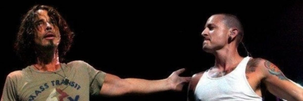 leo banner