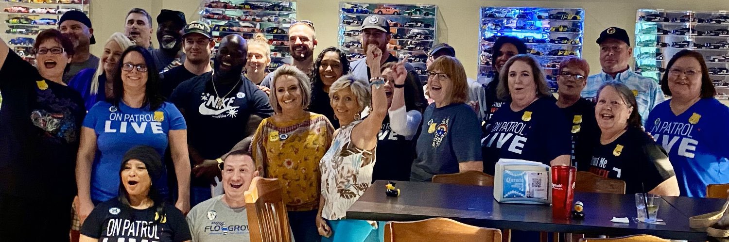 Lisa Neice 🙉🙈🙊 banner