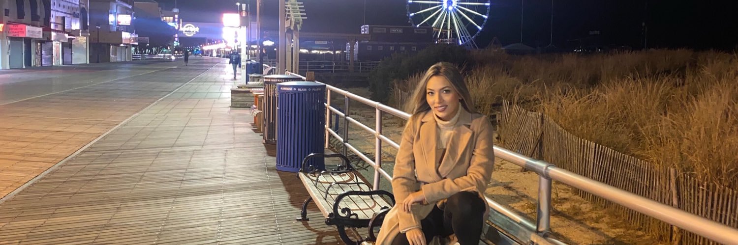 VaNeSSaGoMeZC's profile banner image