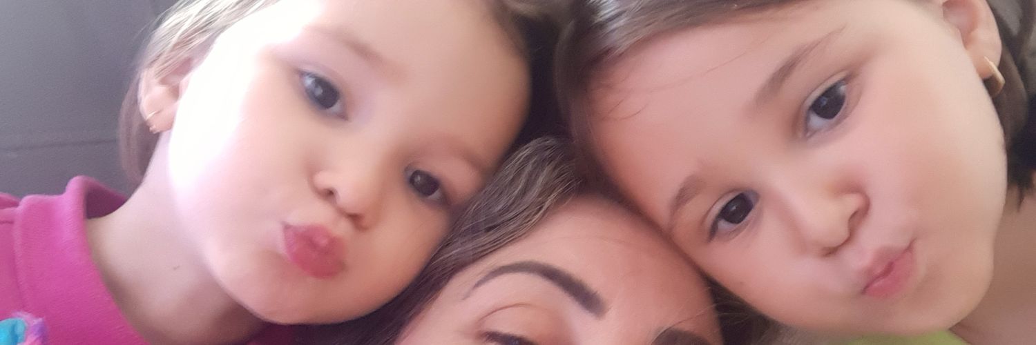 saritamartins's profile banner image