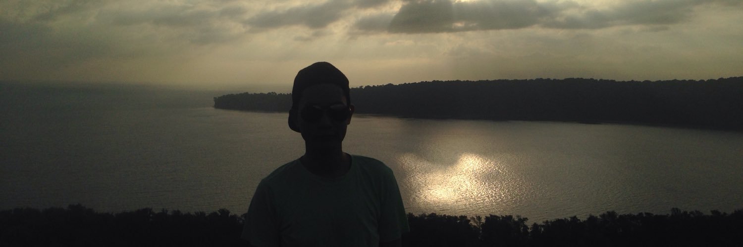 yoelhova's profile banner image