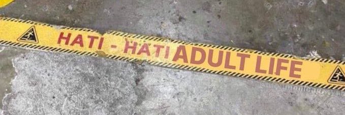 maison banner