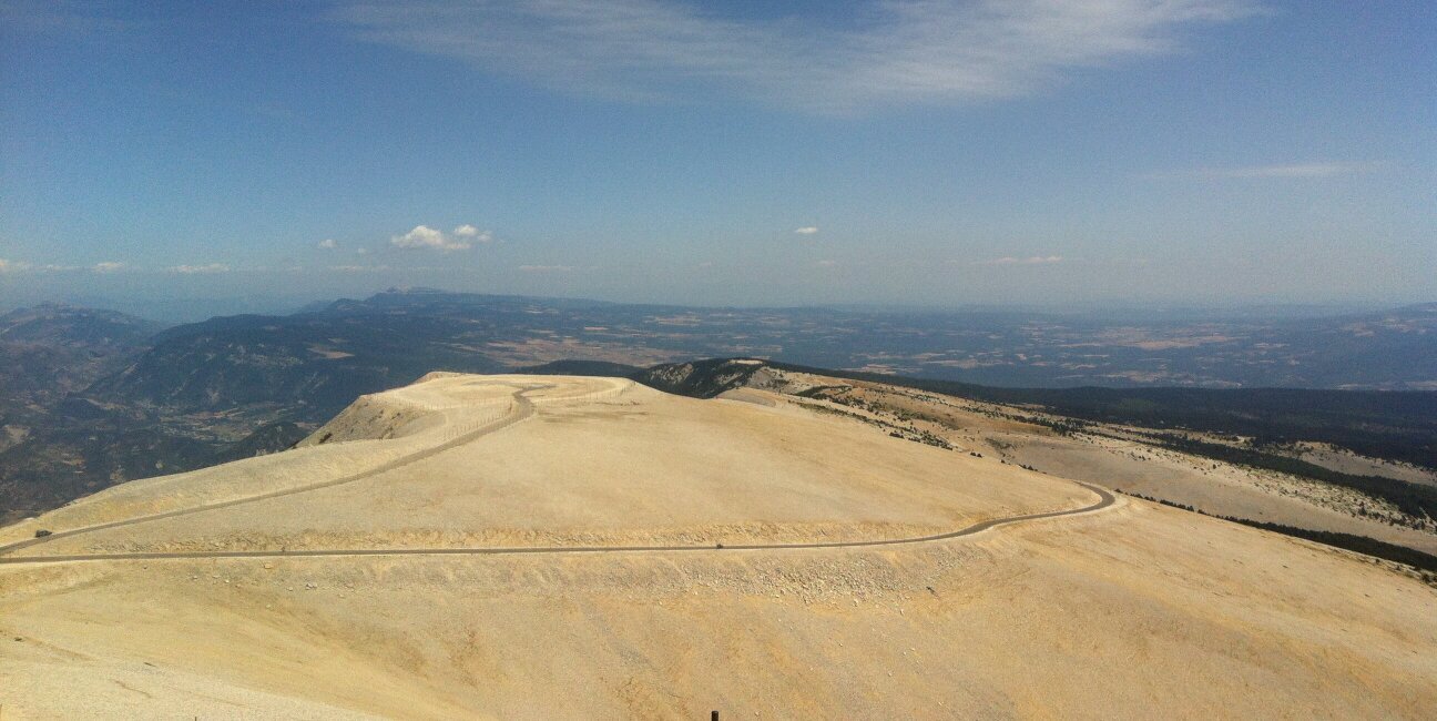 Arian93.bsky.social banner