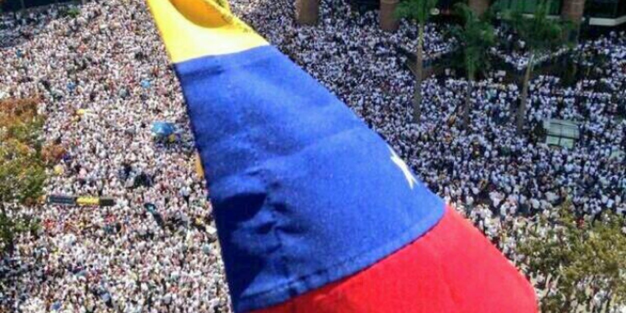 MaValenCoronel's profile banner image