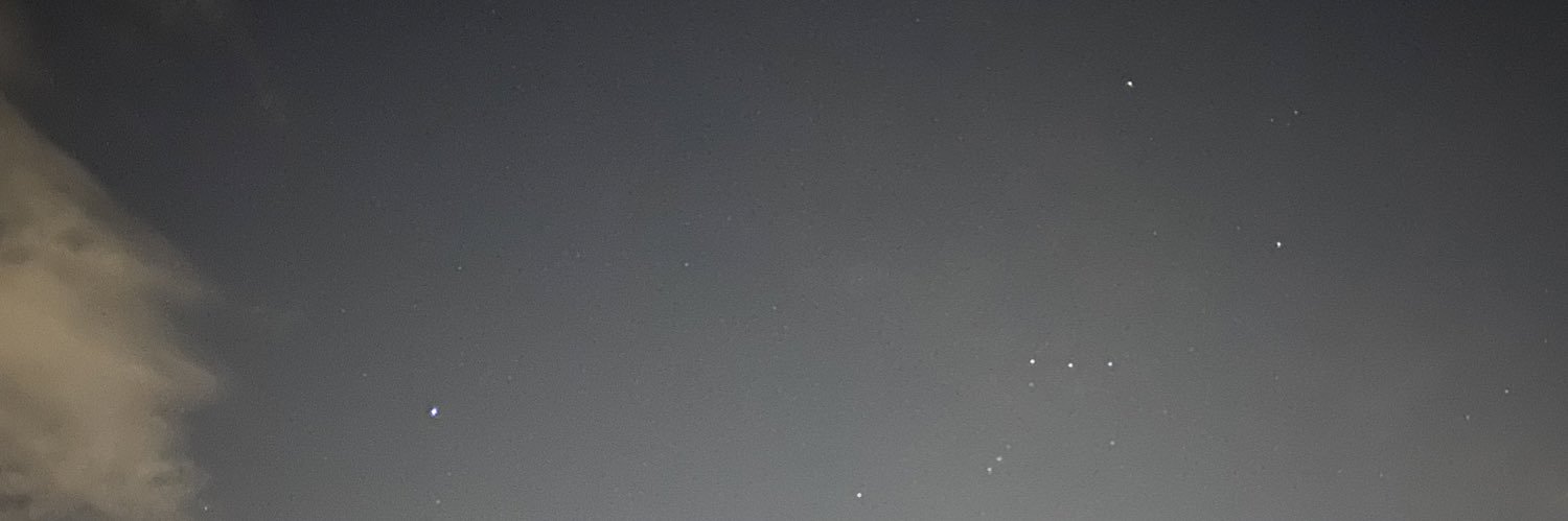 Blue20000226's profile banner image