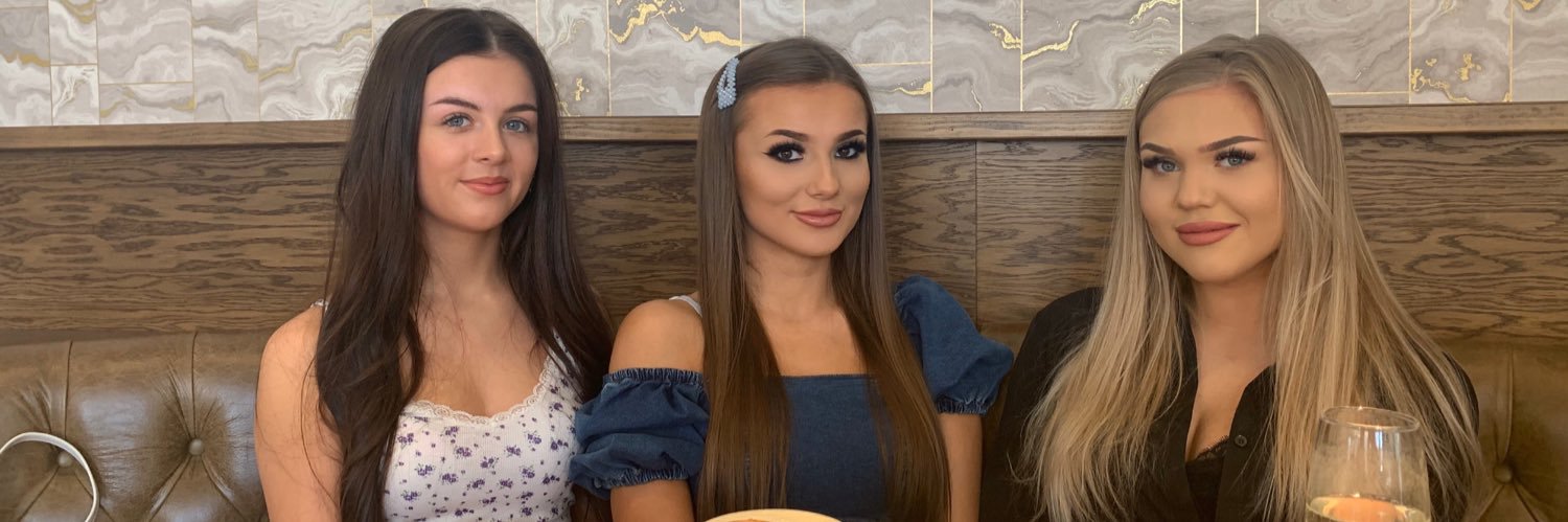 monique_holyday's profile banner image