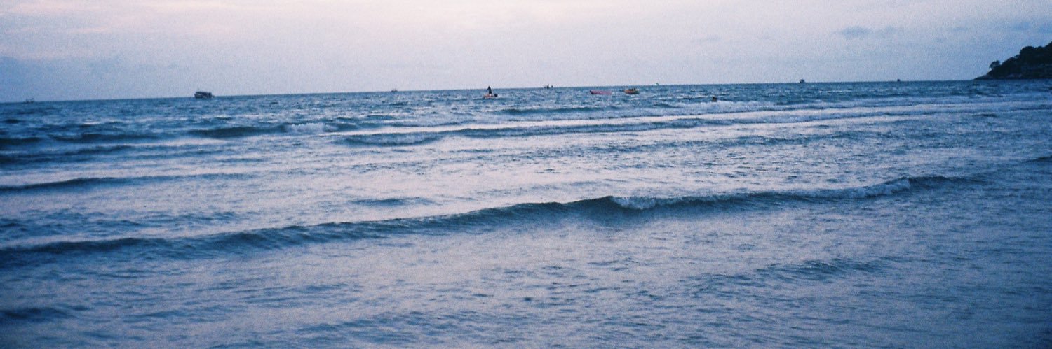 knmdttns's profile banner image