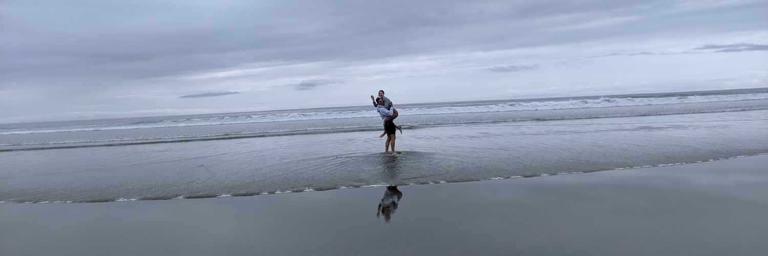 chloemspear's profile banner image