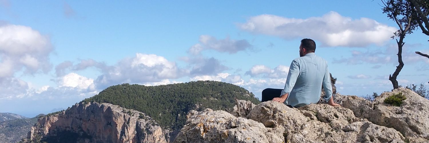 PacoRuizV's profile banner image