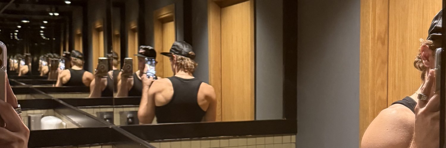 yookidk's profile banner image