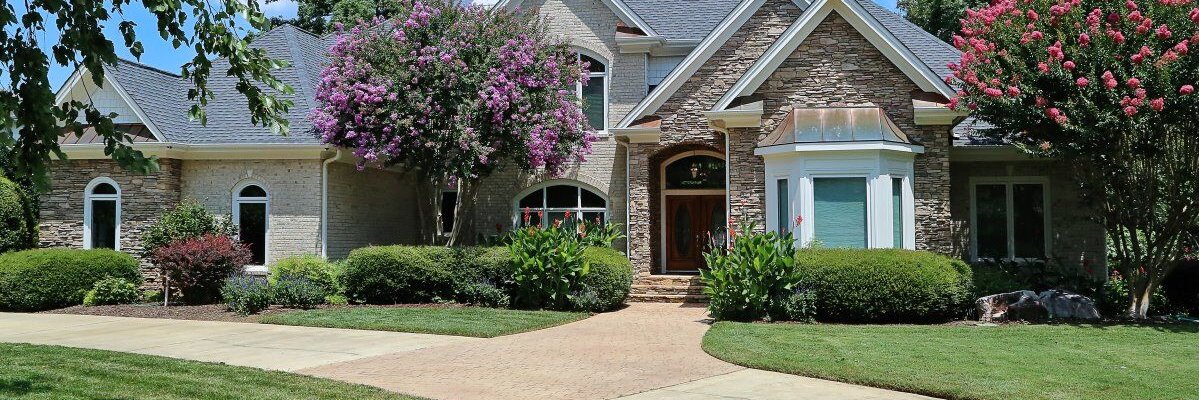 CustomRealtor's profile banner image