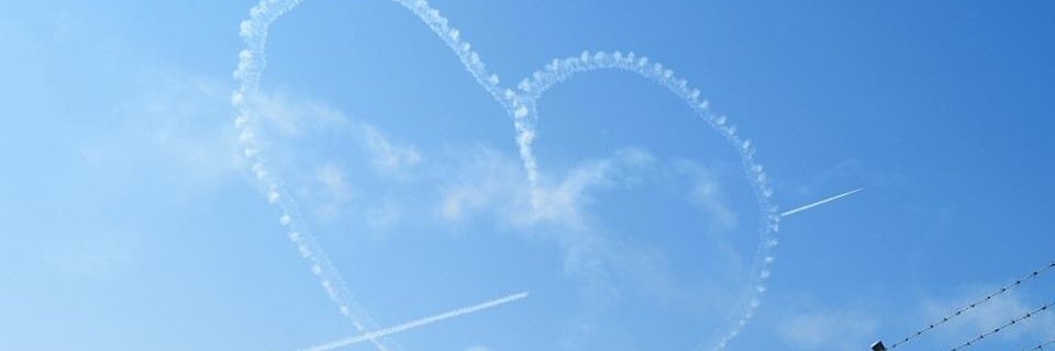 minako@今日も良い日！口角上げていきましょう♡ banner