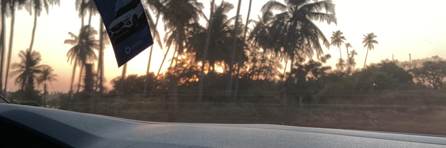 j_essika_'s profile banner image