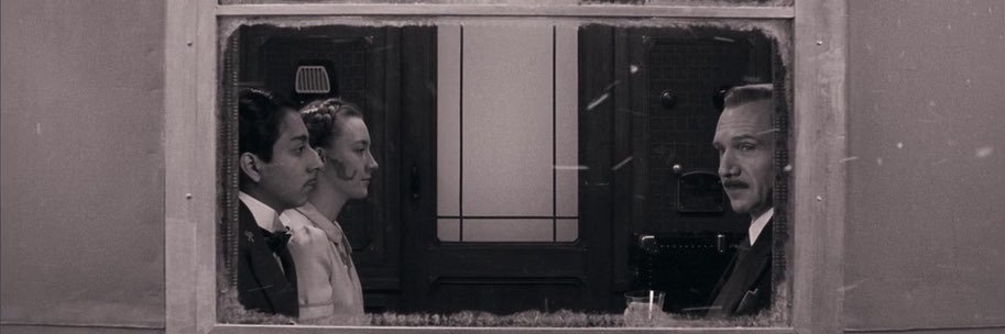 Ian X. banner