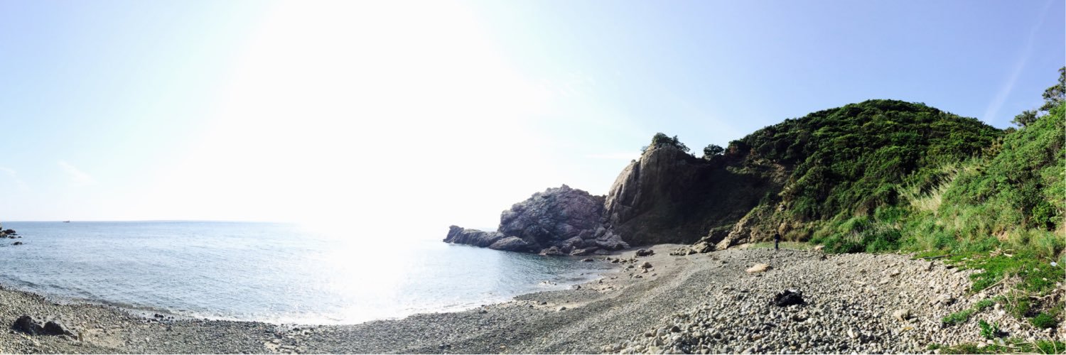 senisora's profile banner image