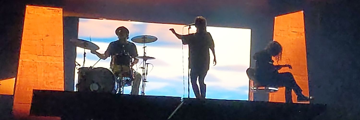 Gala 🗡🌸 banner