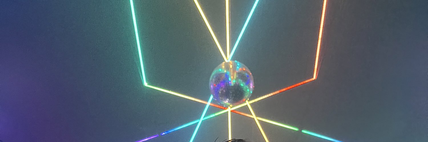 clbrsnts's profile banner image