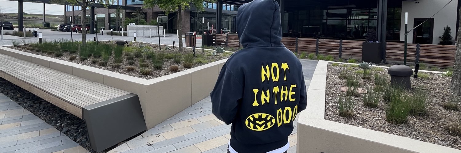 ⛹🏽‍♂️ banner