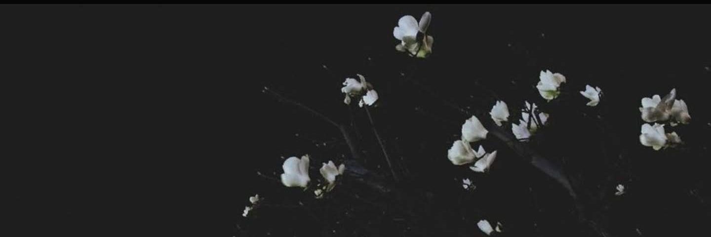 LoVeU20_'s profile banner image