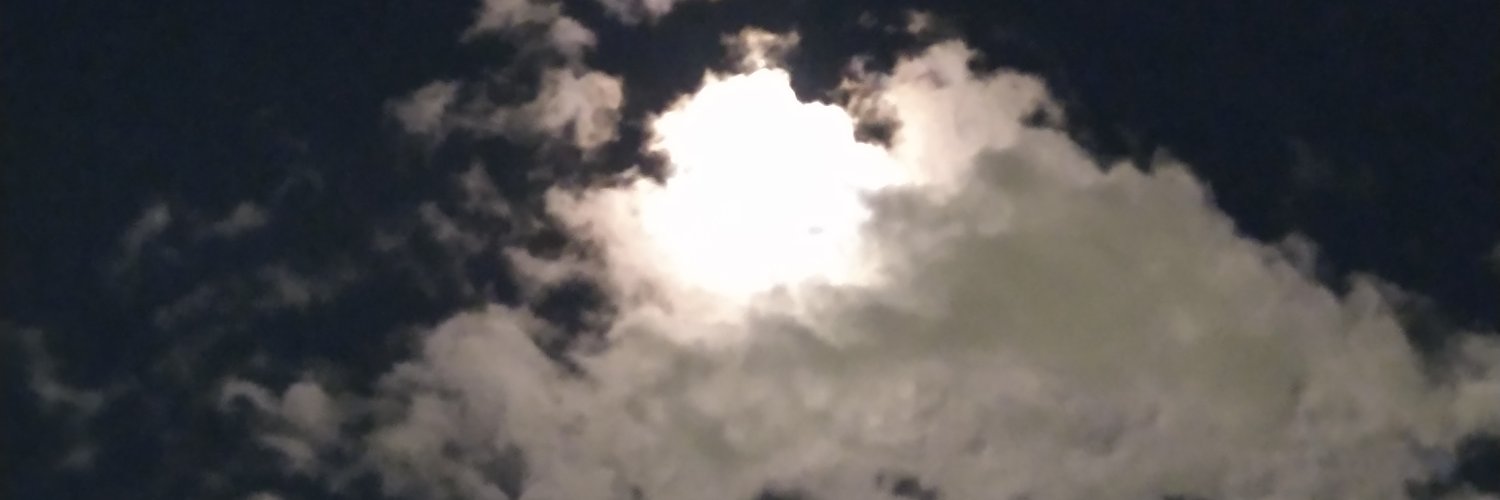 solosoyaby's profile banner image