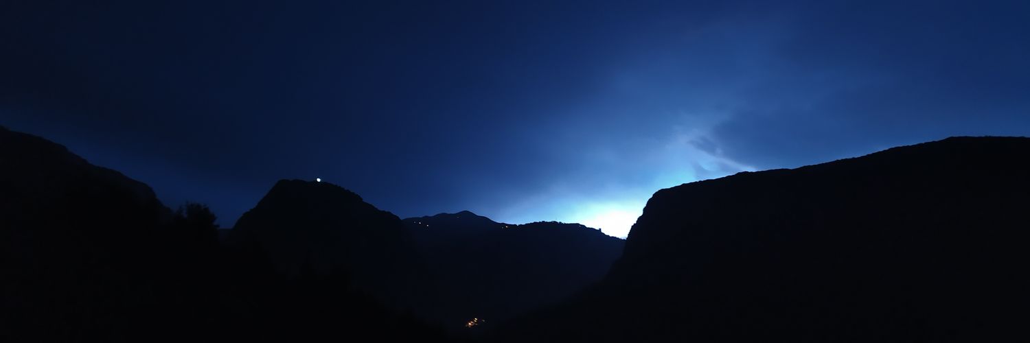 simonsemaan's profile banner image