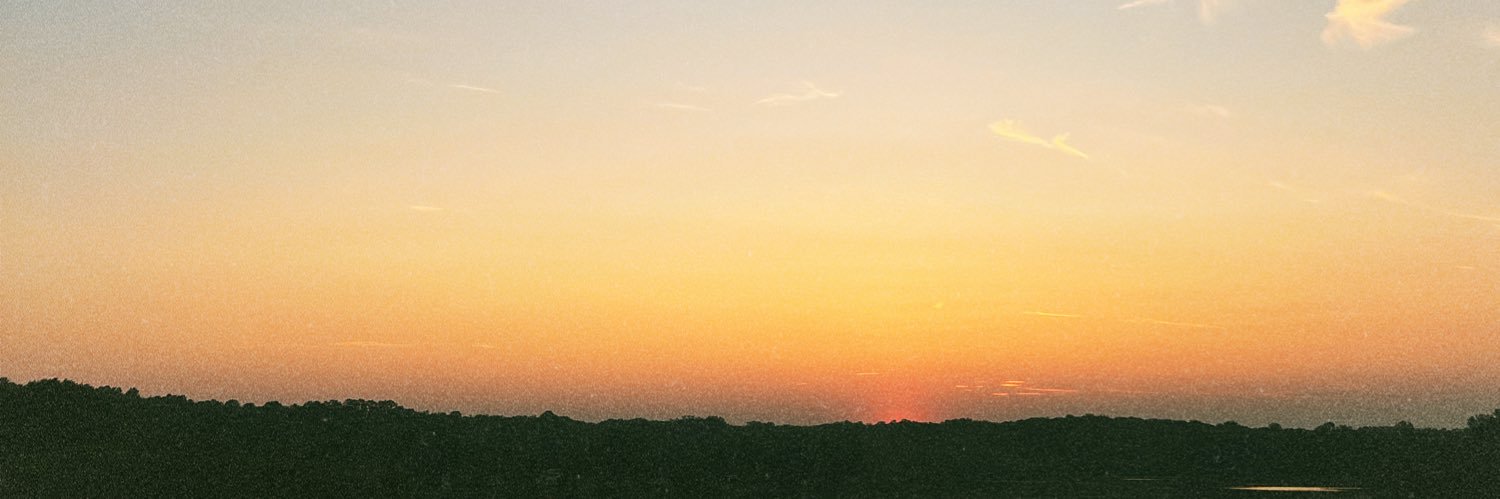 kelizabeth_24's profile banner image