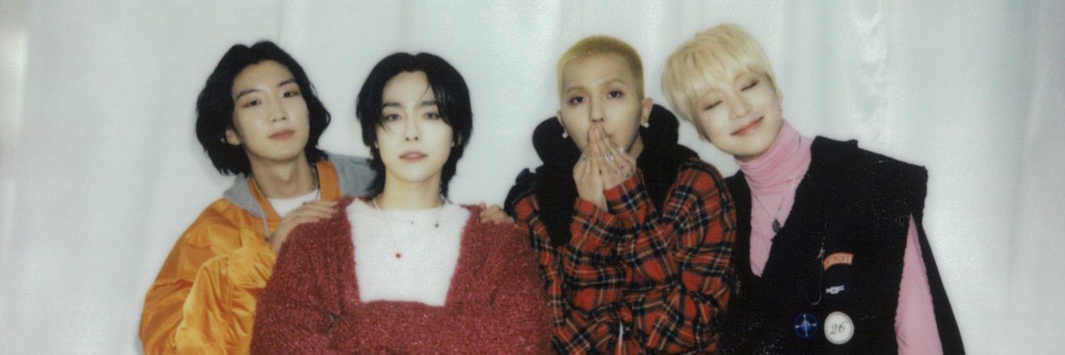 Mino banner