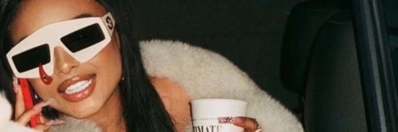 chelleteee's profile banner image