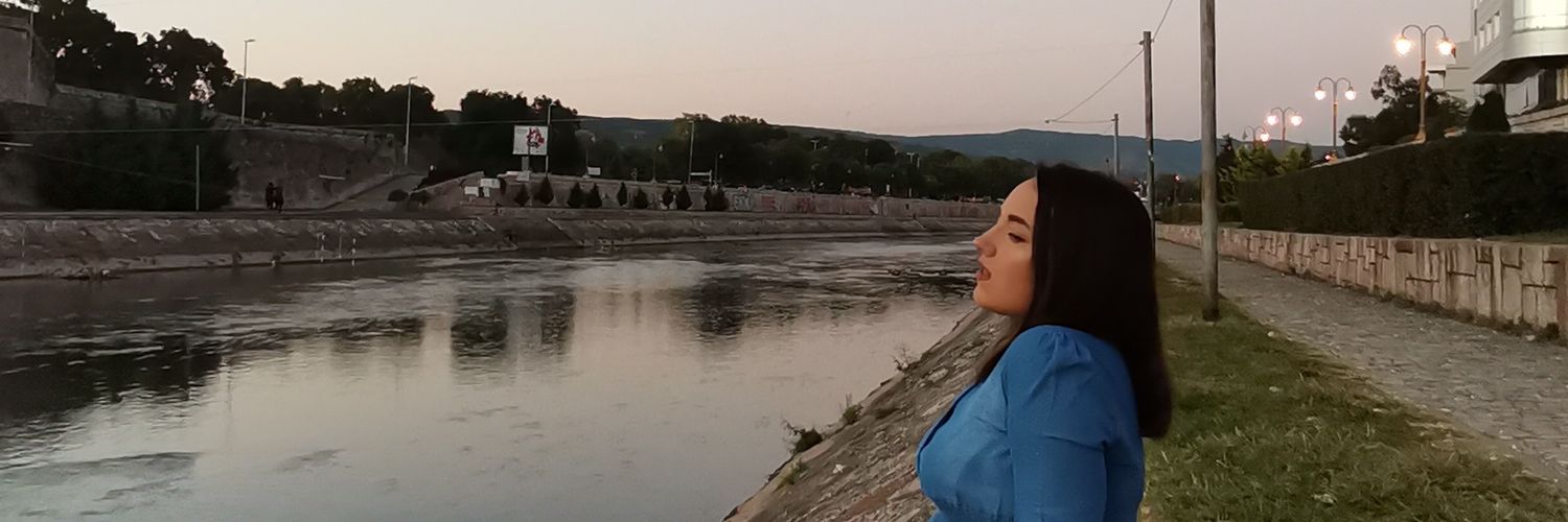 v_jelenaa's profile banner image