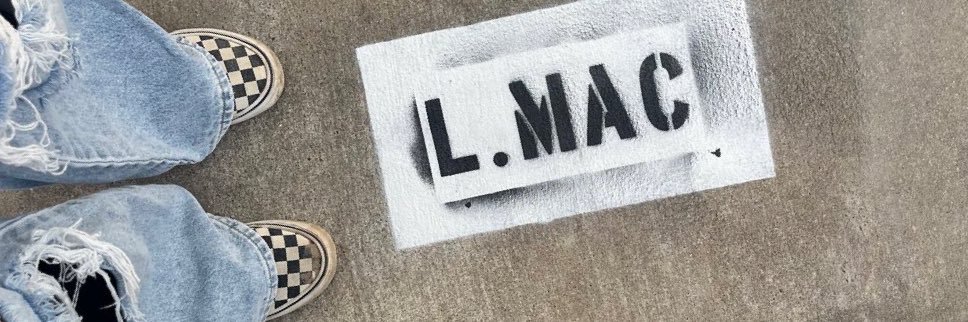 Lauren.'s banner