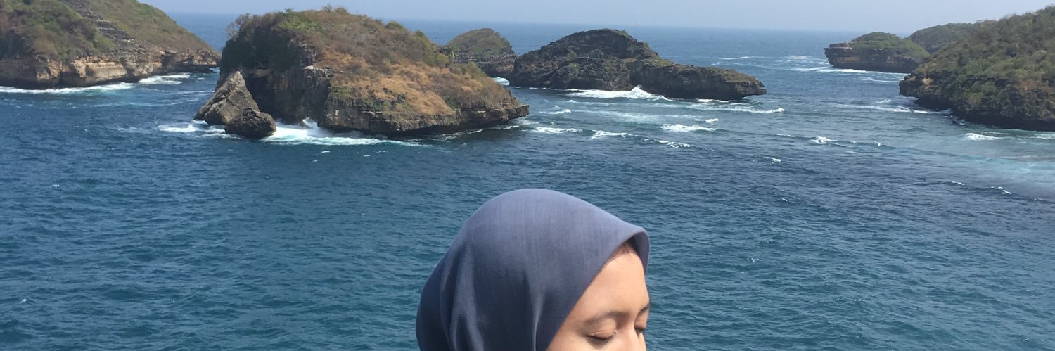 nursafiraf's profile banner image