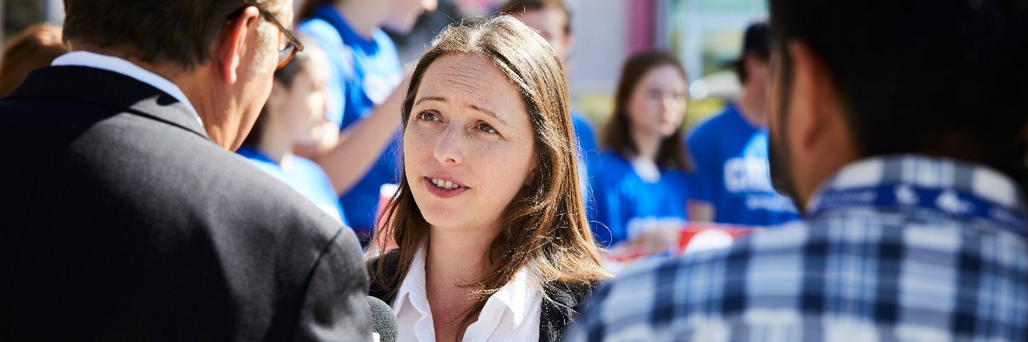 lauracdeehan's profile banner image