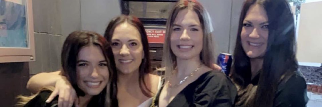 hailey_bax's profile banner image
