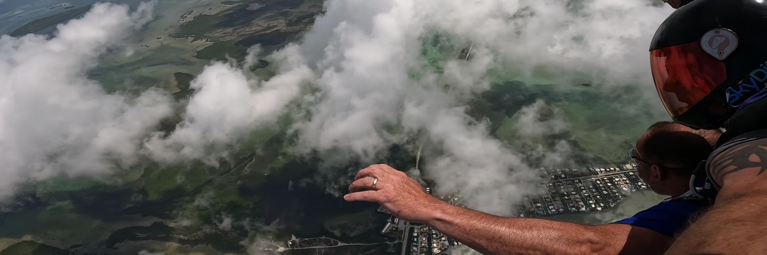 Gareth Thomas banner
