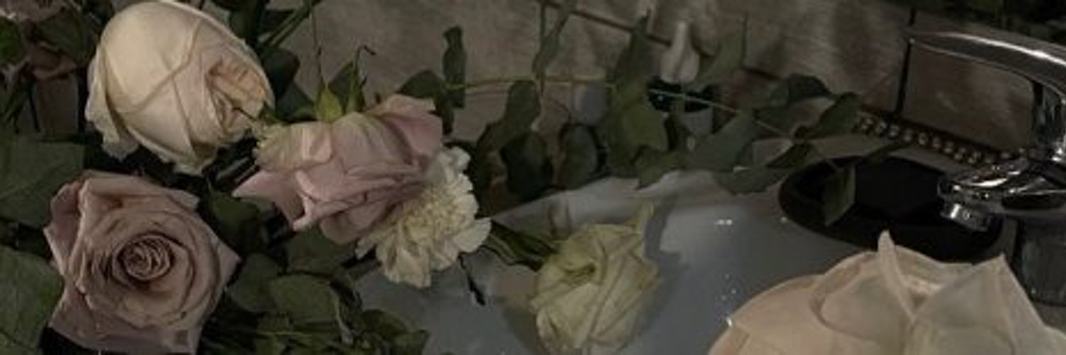 IvanEsp2310's profile banner image