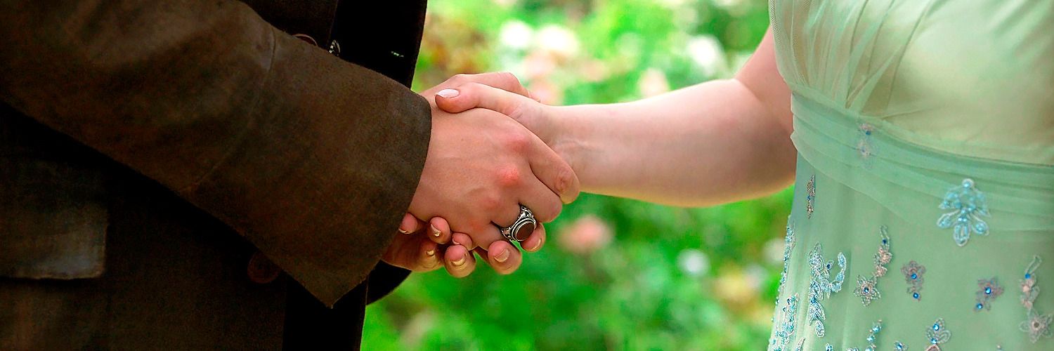 ana laura 📖🐝 banner