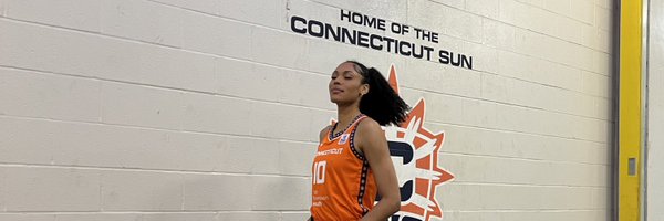 OliviaKNelson Profile Banner