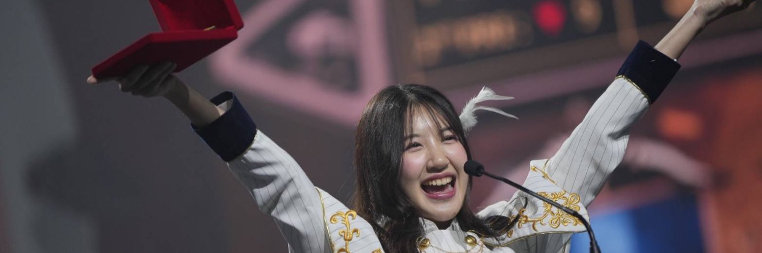 Toxicmodeon🤍🌻 banner