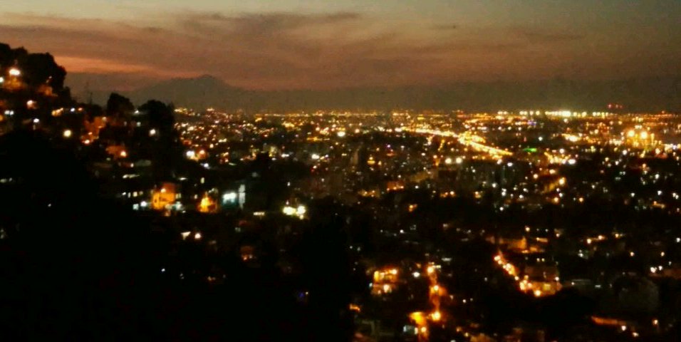 AnnaCMontenegro's profile banner image