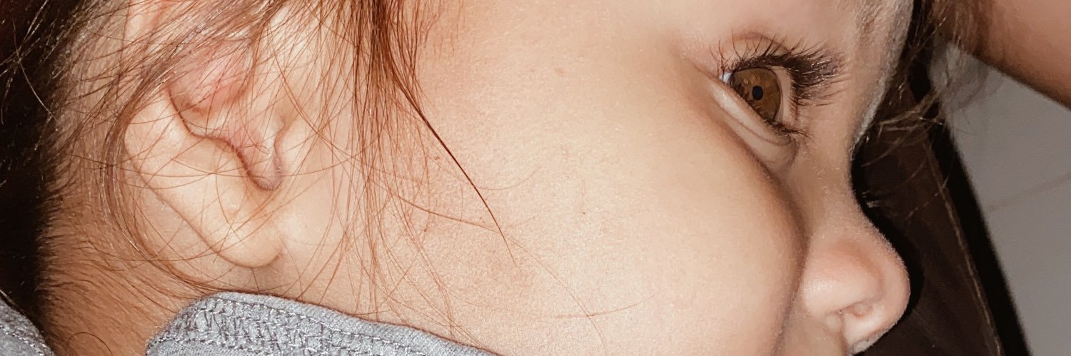 allie_mora's profile banner image