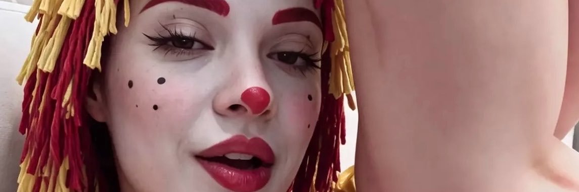 emiliaa_bonecaa's profile banner image