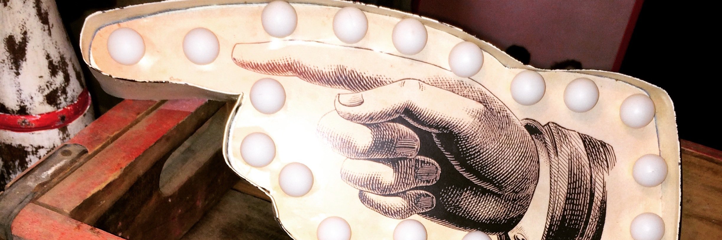 PATRIKS PRYLAR banner