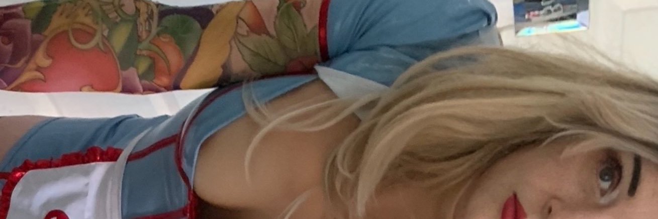 Ellie Yumilova banner