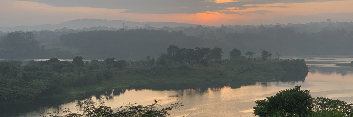 UweraRay's profile banner image