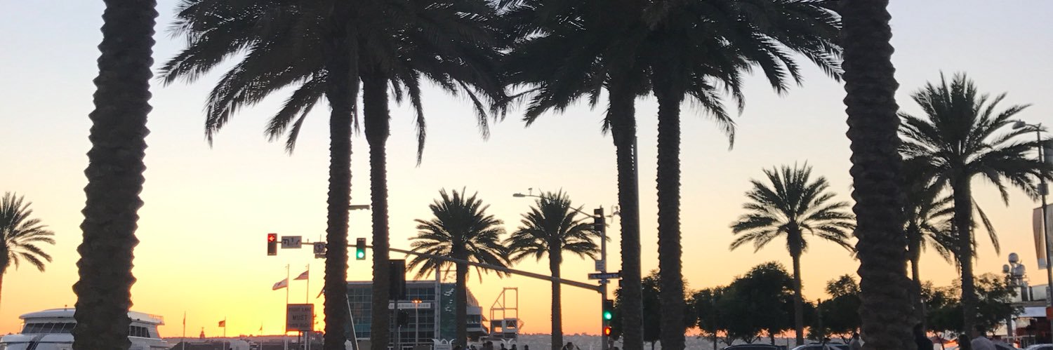 KellyKellyland's profile banner image