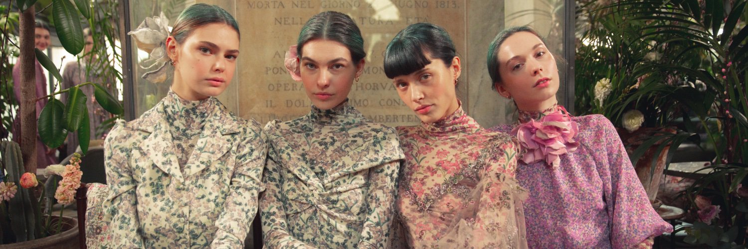 luisabeccaria's profile banner image