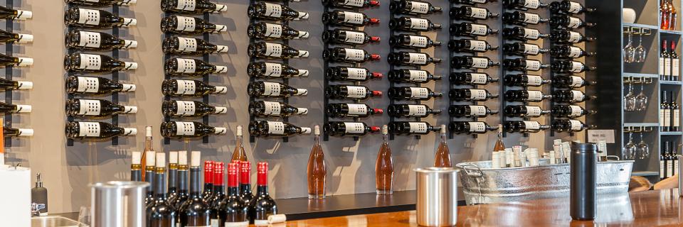 Nine Hats Wines banner