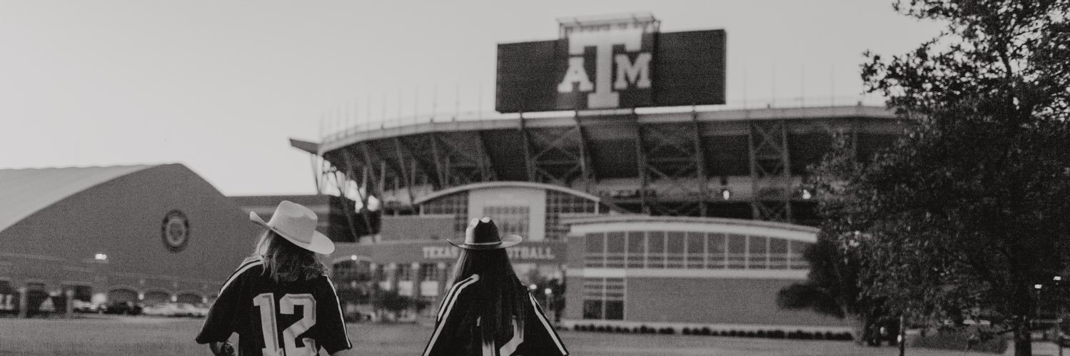 meredithcolelli's profile banner image